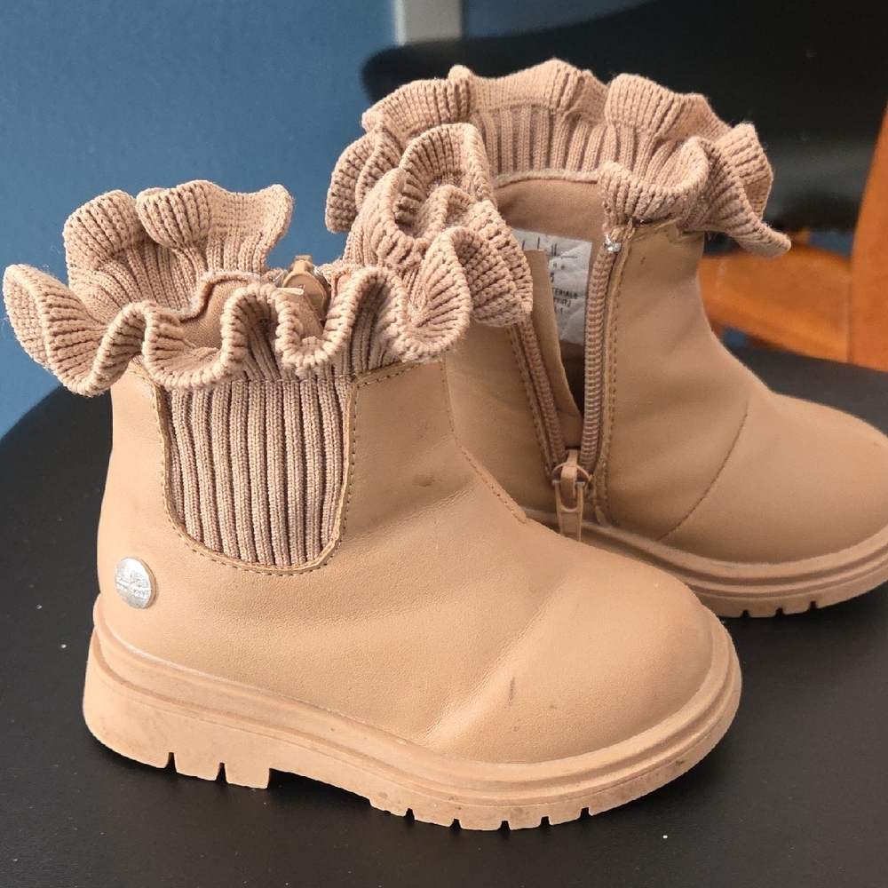 Toddlet Tan Ruffle Ankle Boots - Picture 3 of 5